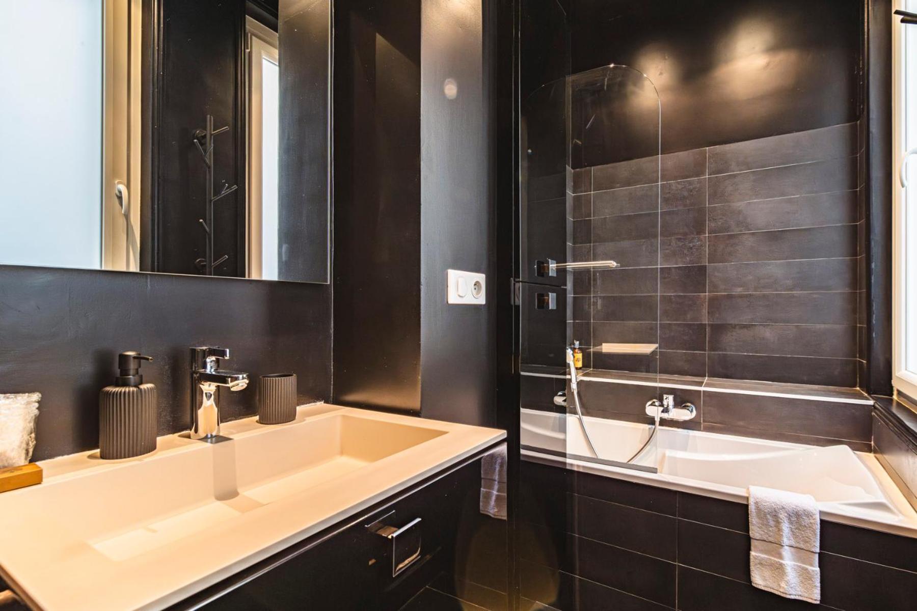 L'Elegance Vue Parc Apartment Reims Ngoại thất bức ảnh