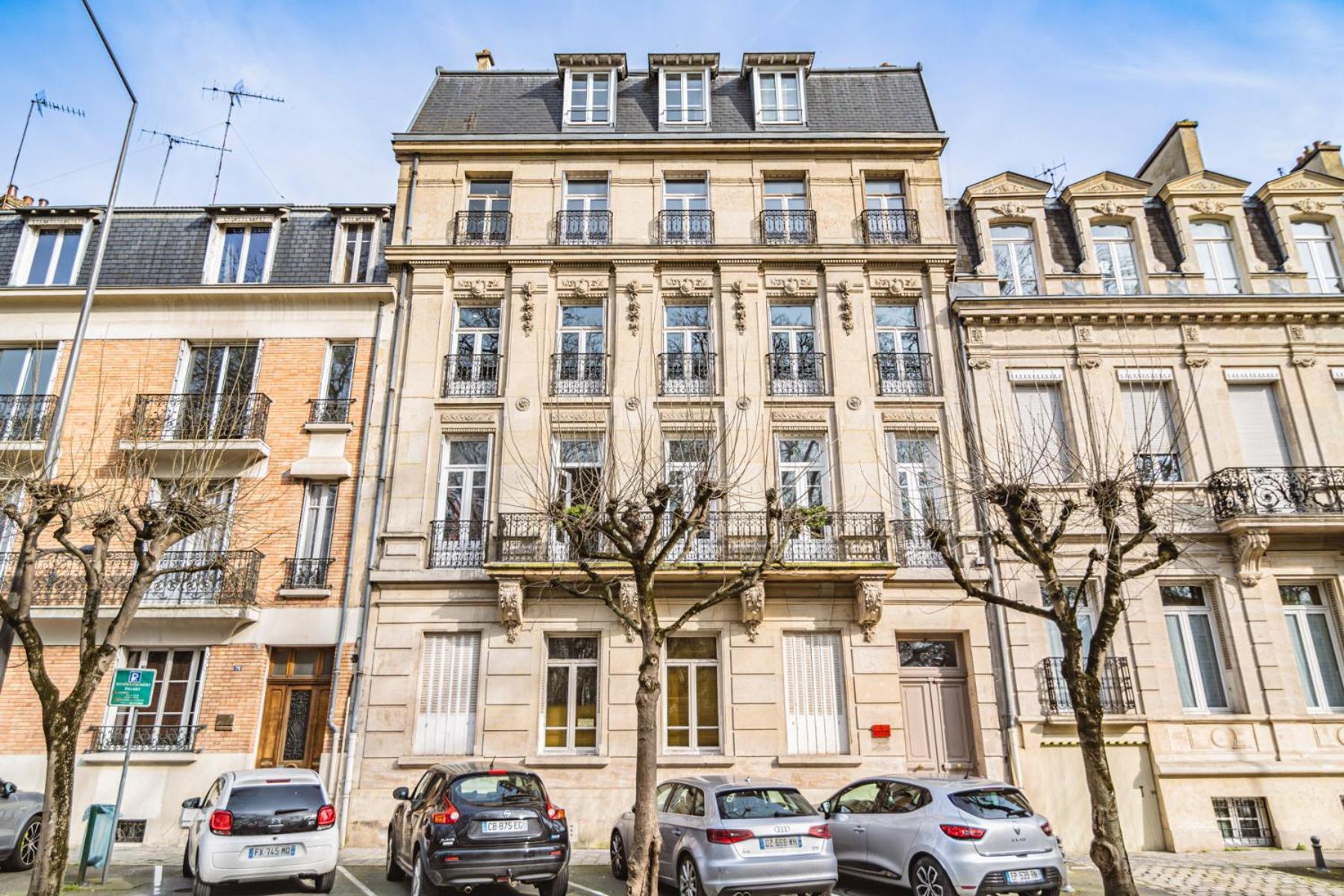 L'Elegance Vue Parc Apartment Reims Ngoại thất bức ảnh